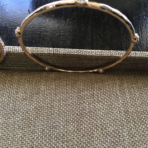 Bracelets - Picture 4 of 7